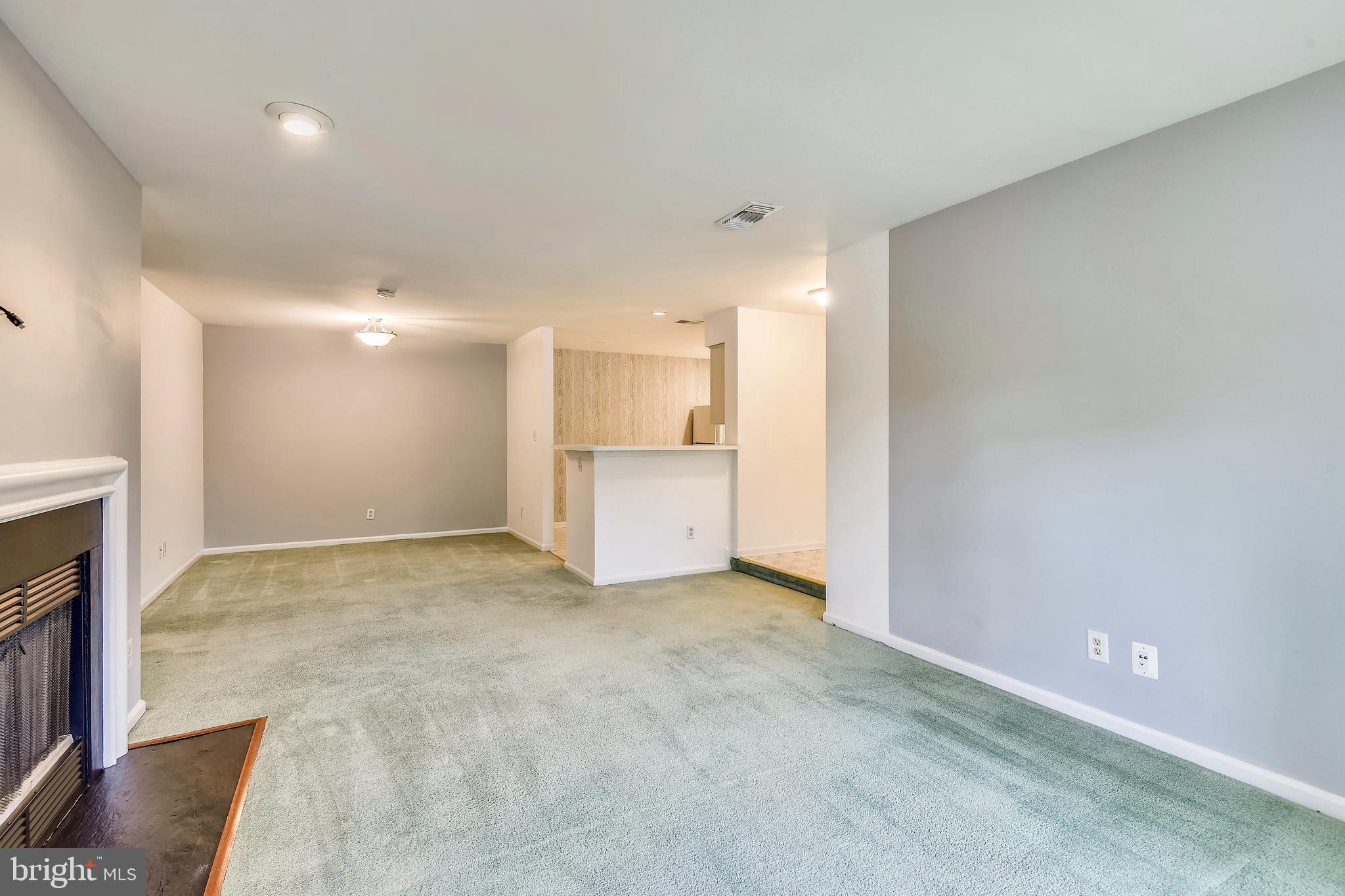 STRATFORD PLACE AT KINGS - Residential