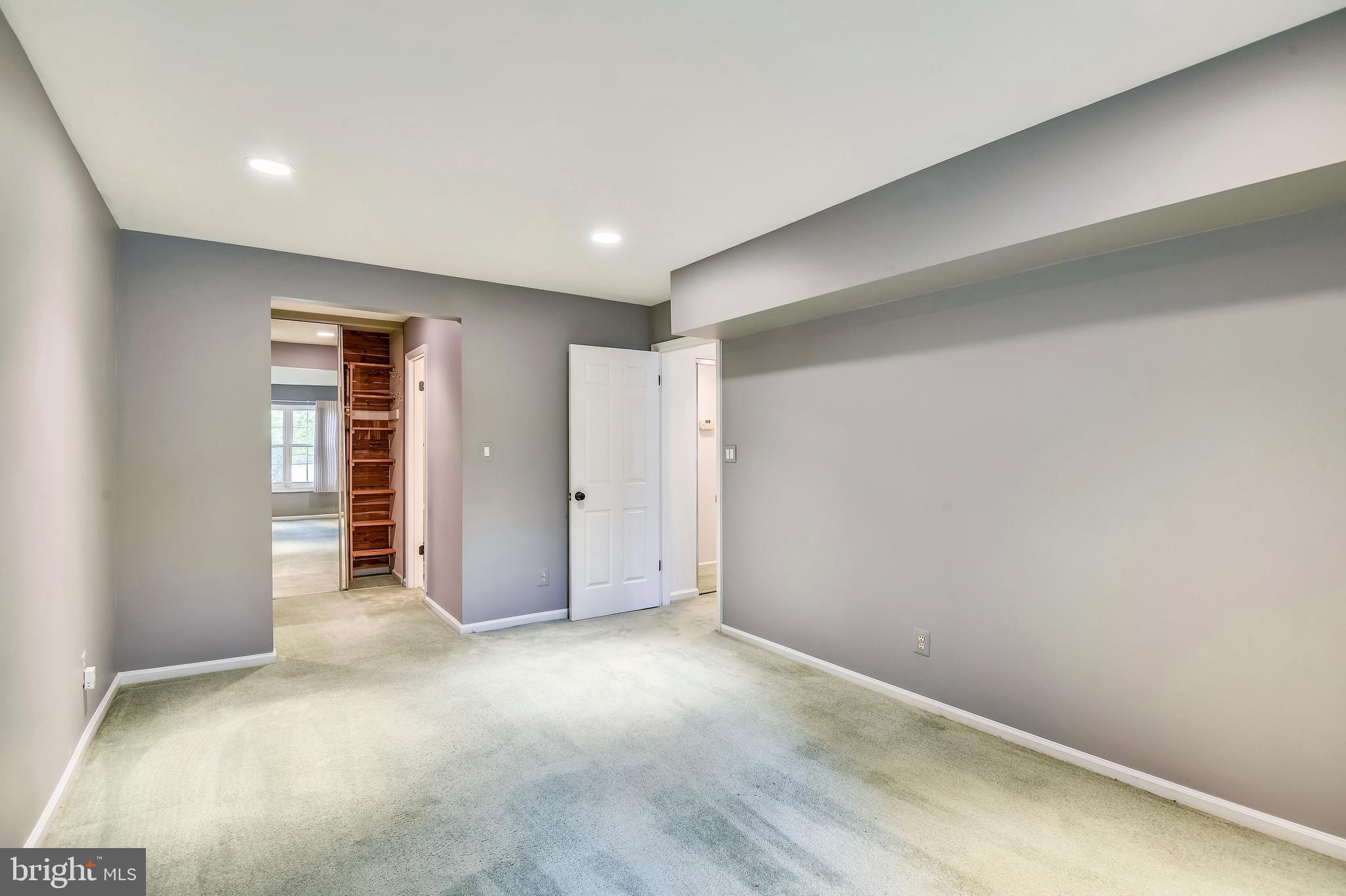 STRATFORD PLACE AT KINGS - Residential