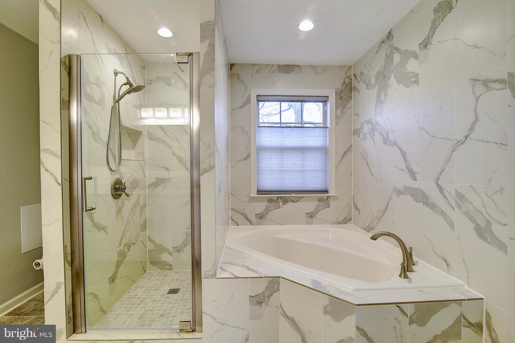 FAIRWAY MEADOWS - Residential