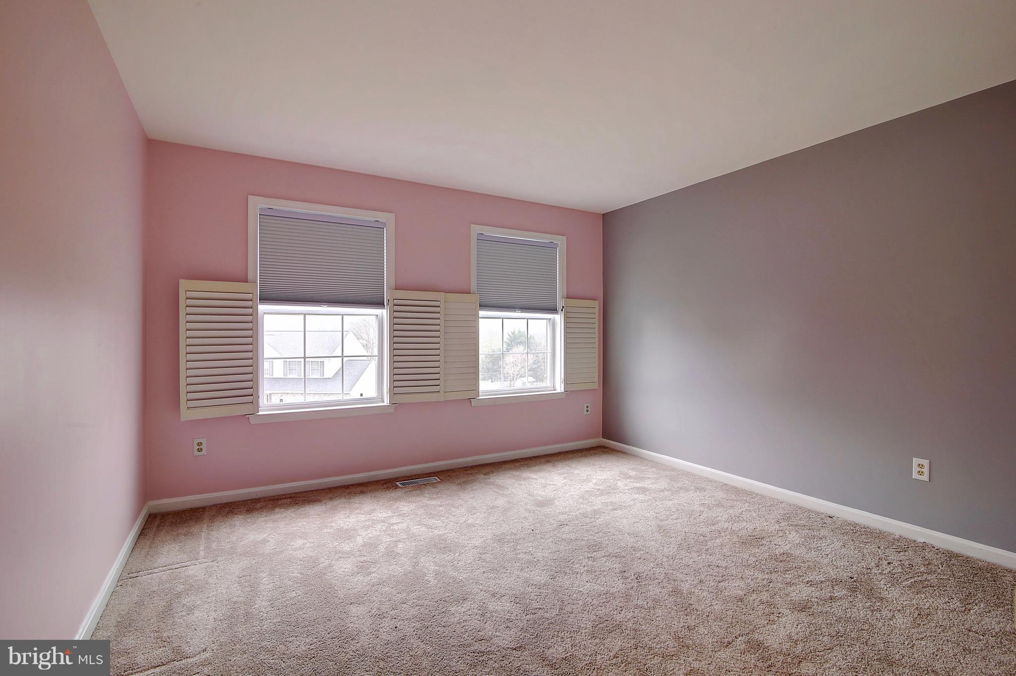 FAIRWAY MEADOWS - Residential