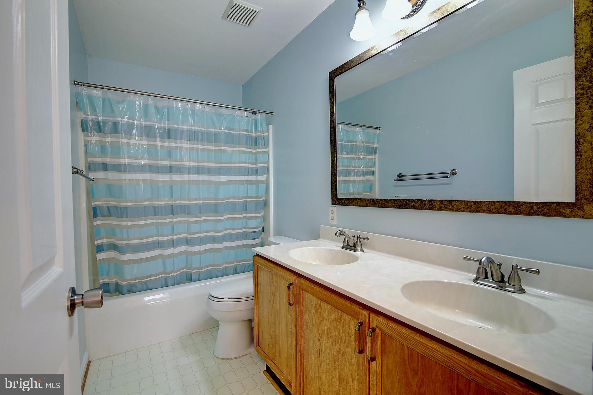 FAIRWAY MEADOWS - Residential