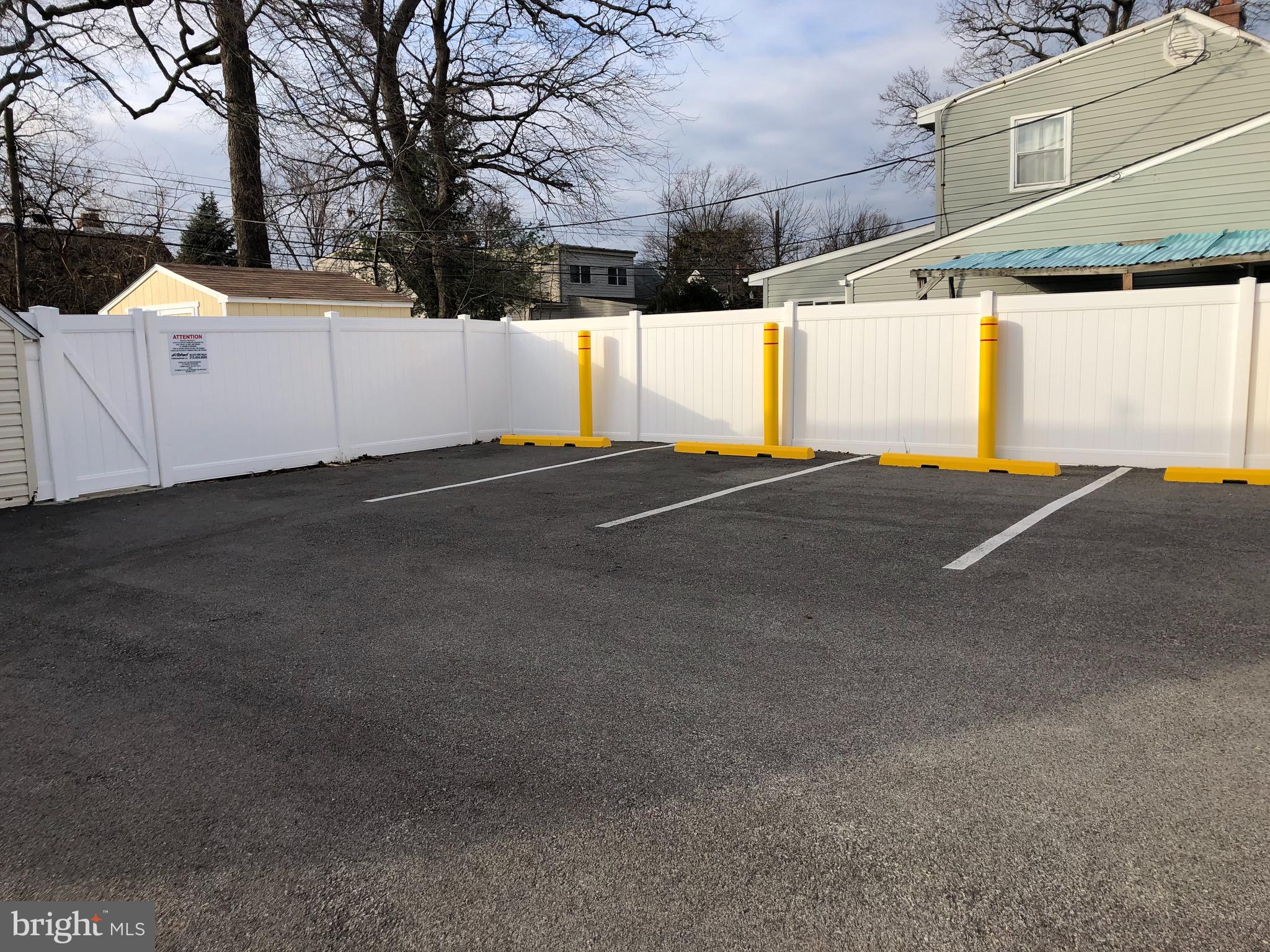 ACADEMY GARDENS - Commercial Lease