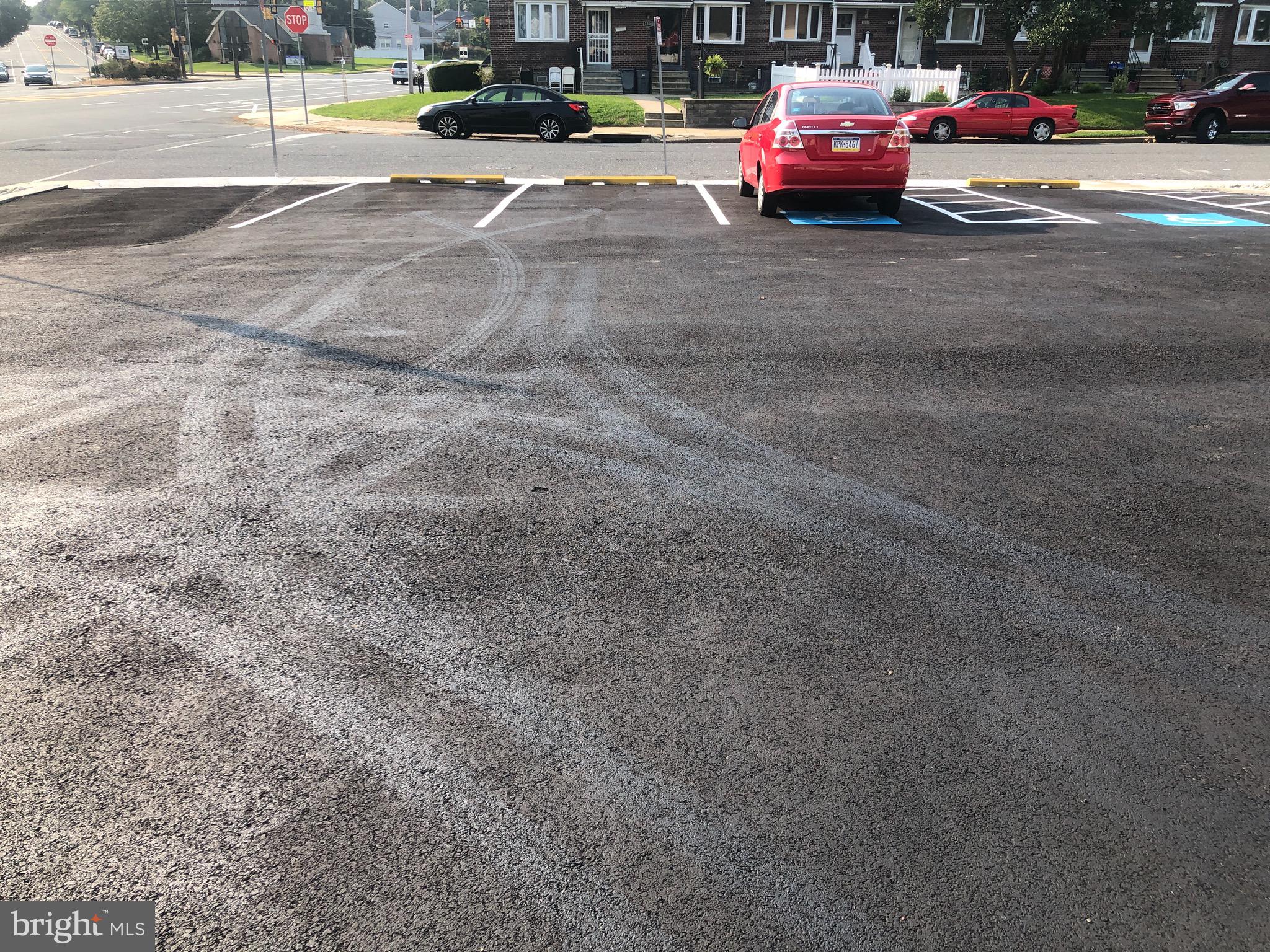 ACADEMY GARDENS - Commercial Lease