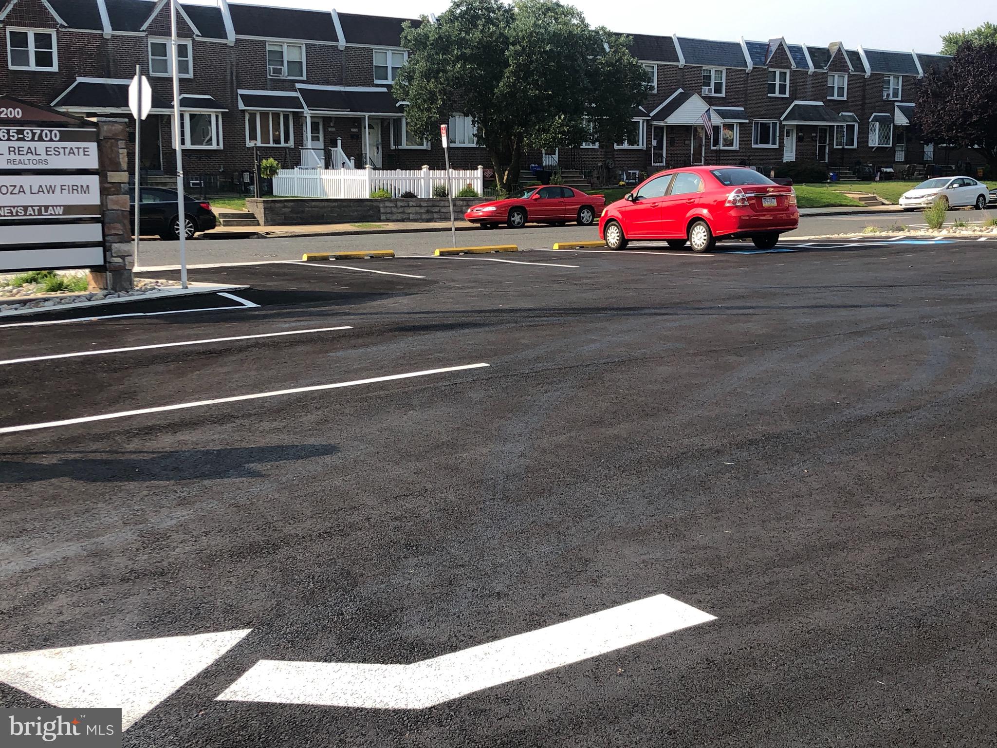 ACADEMY GARDENS - Commercial Lease