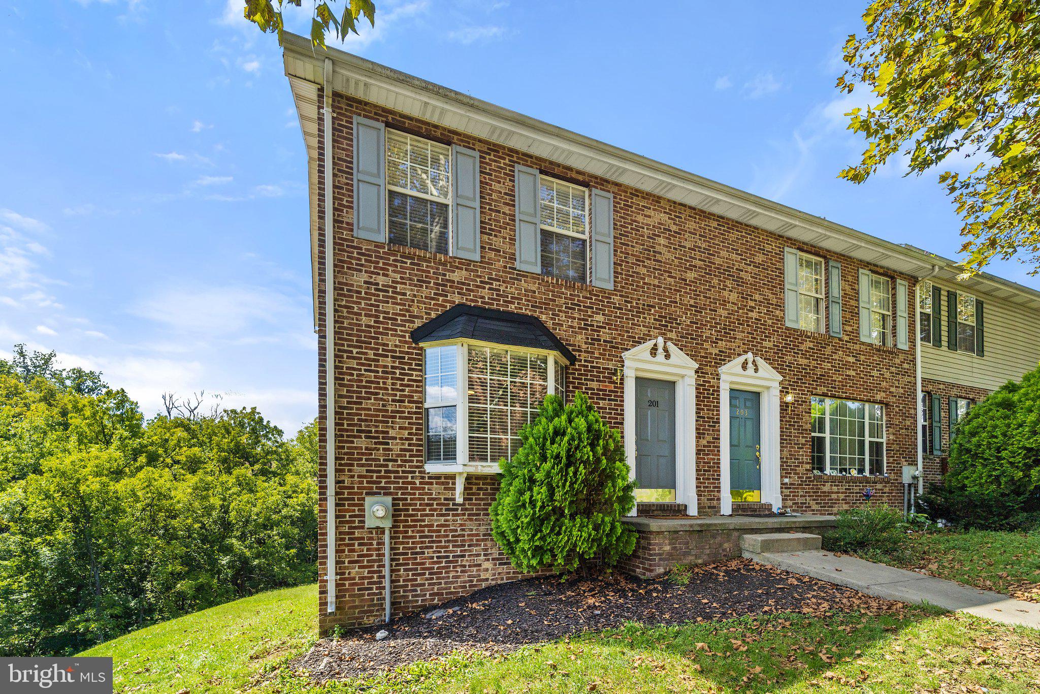 BROOKLAND HEIGHTS - Residential