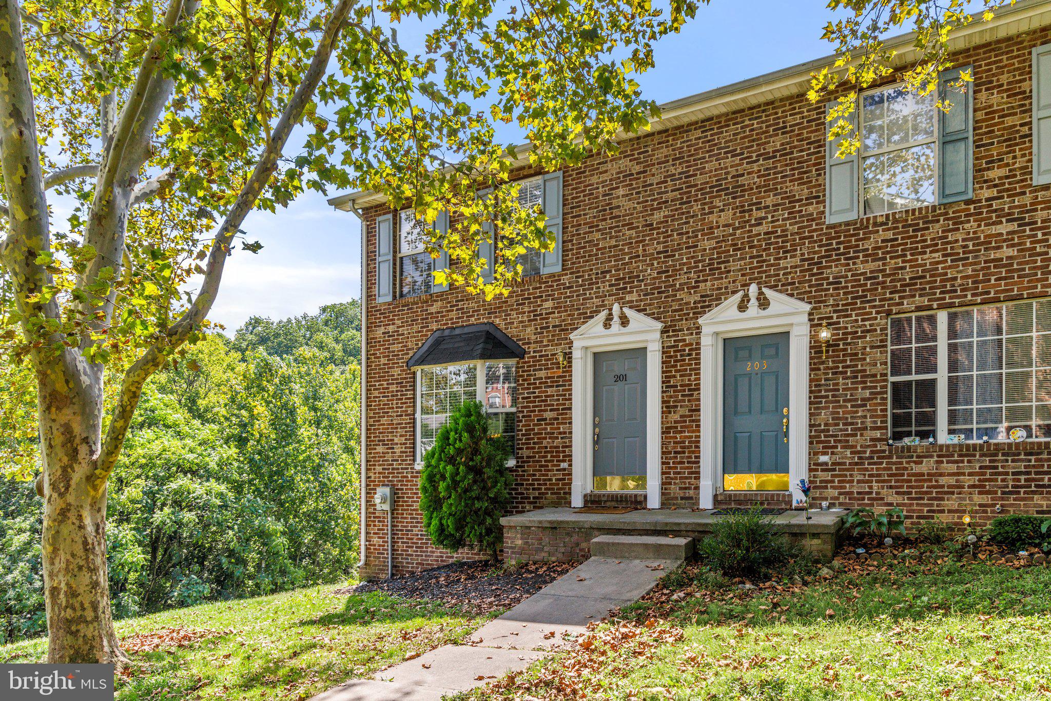 BROOKLAND HEIGHTS - Residential