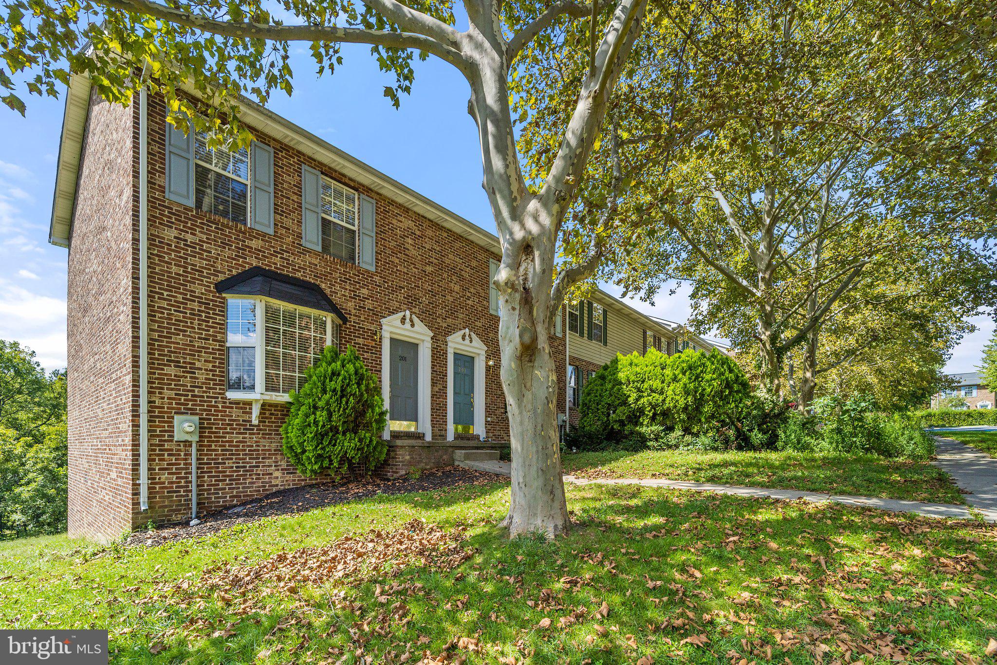 BROOKLAND HEIGHTS - Residential