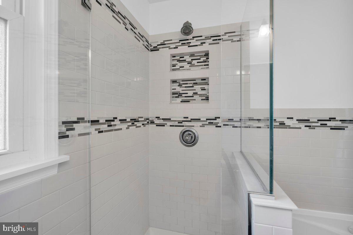 HOLMESBURG - Residential