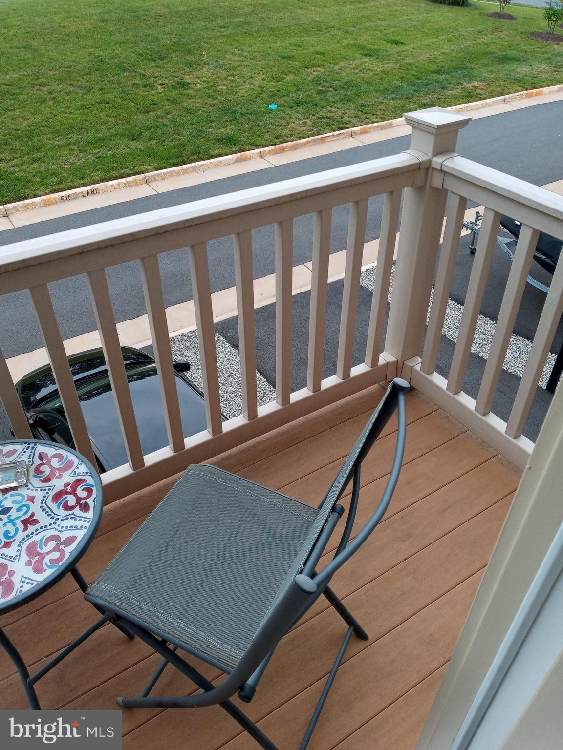 LOUDOUN CROSSING CONDOMINIUM - Residential