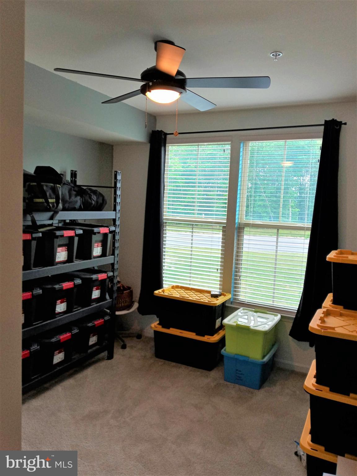 LOUDOUN CROSSING CONDOMINIUM - Residential