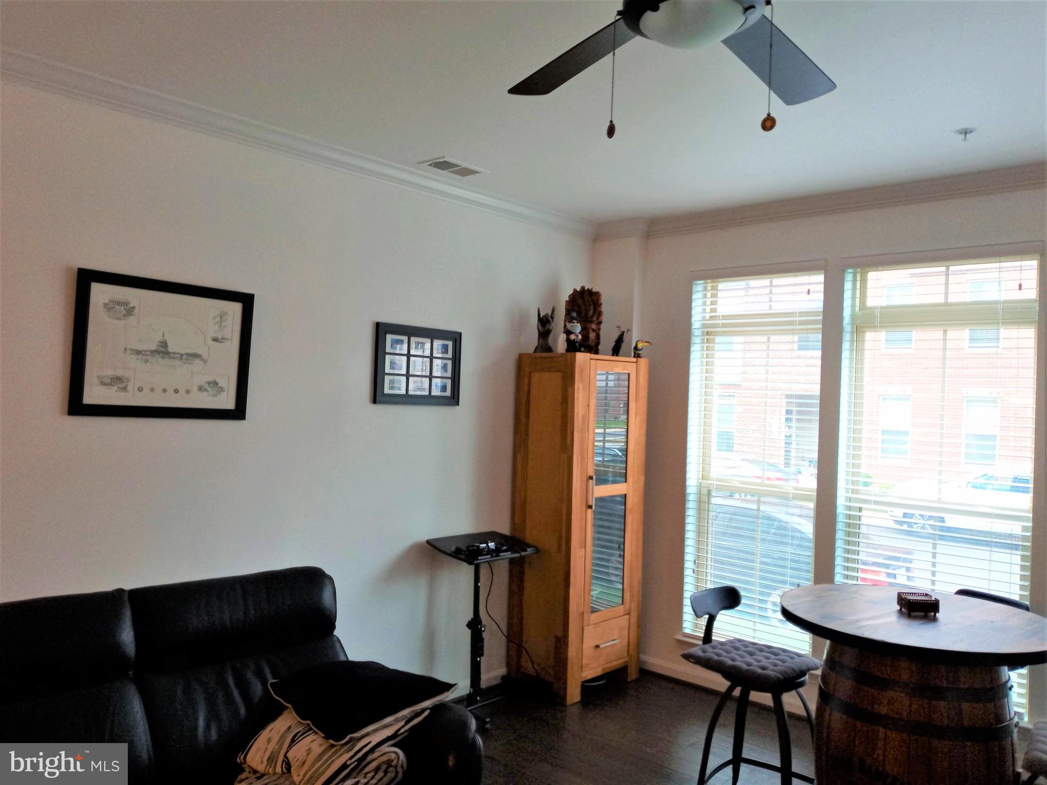 LOUDOUN CROSSING CONDOMINIUM - Residential