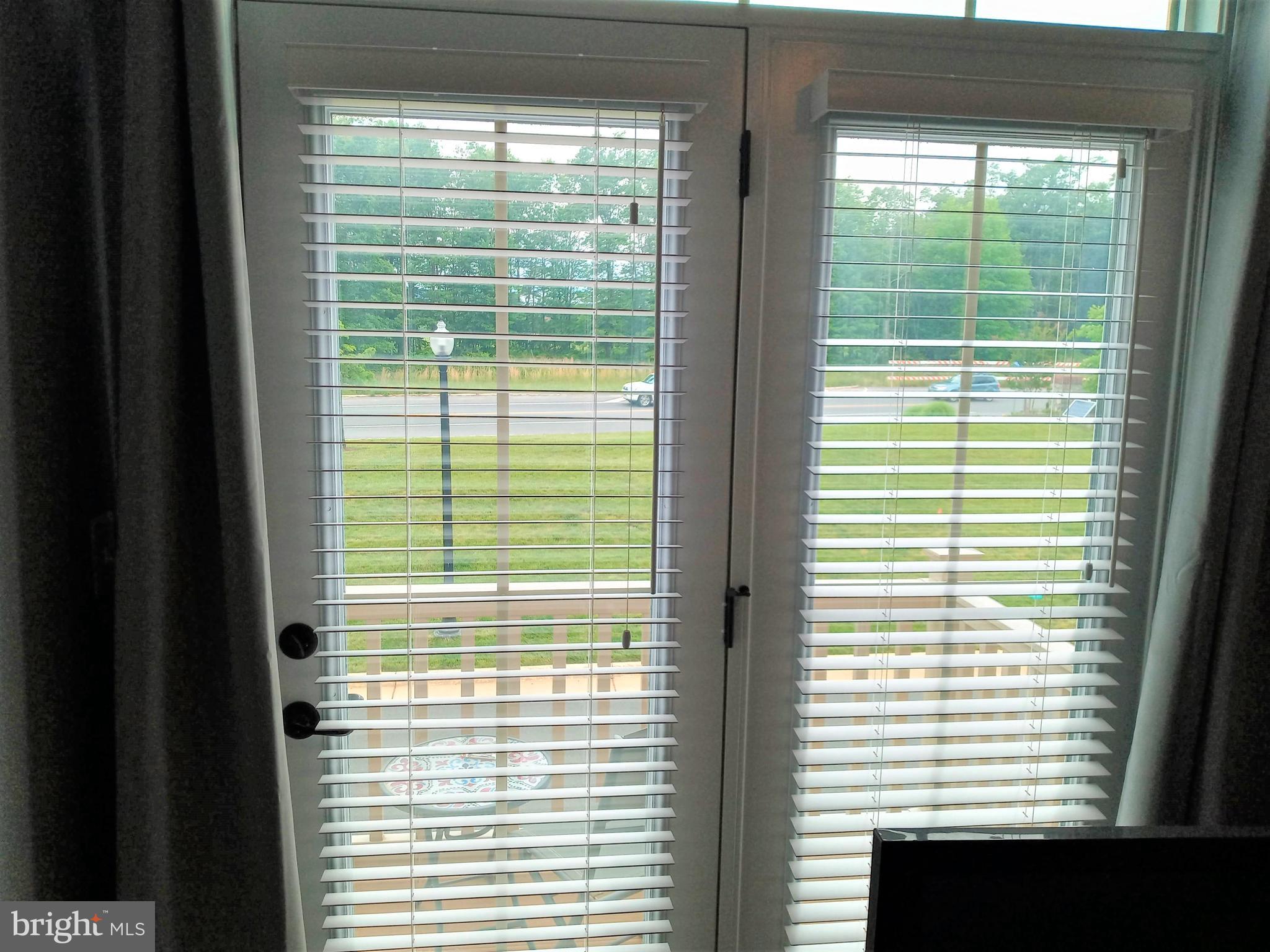 LOUDOUN CROSSING CONDOMINIUM - Residential