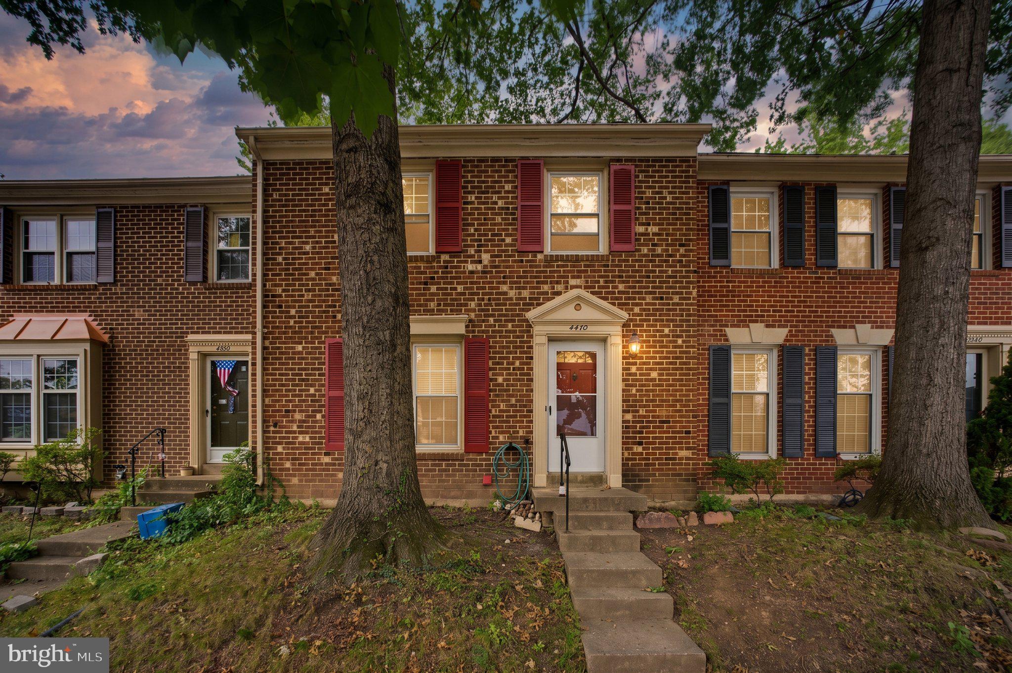 4466 LIMELIGHT COURT