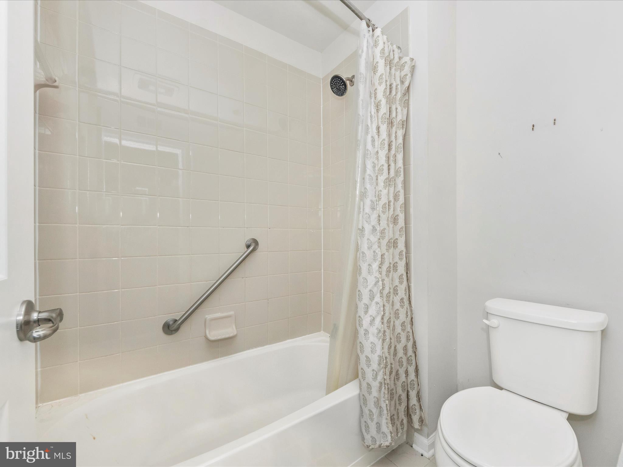 ENCLAVE AT PARK FOREST - Residential