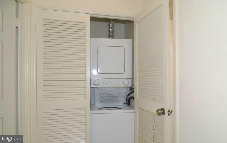 FAIRLINGTON VILLAGES - Residential Lease