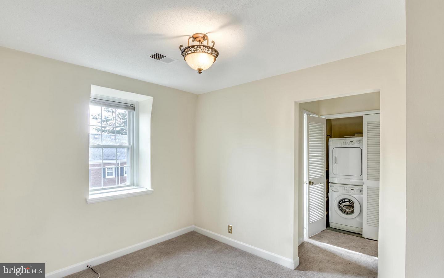 FAIRLINGTON VILLAGES - Residential Lease