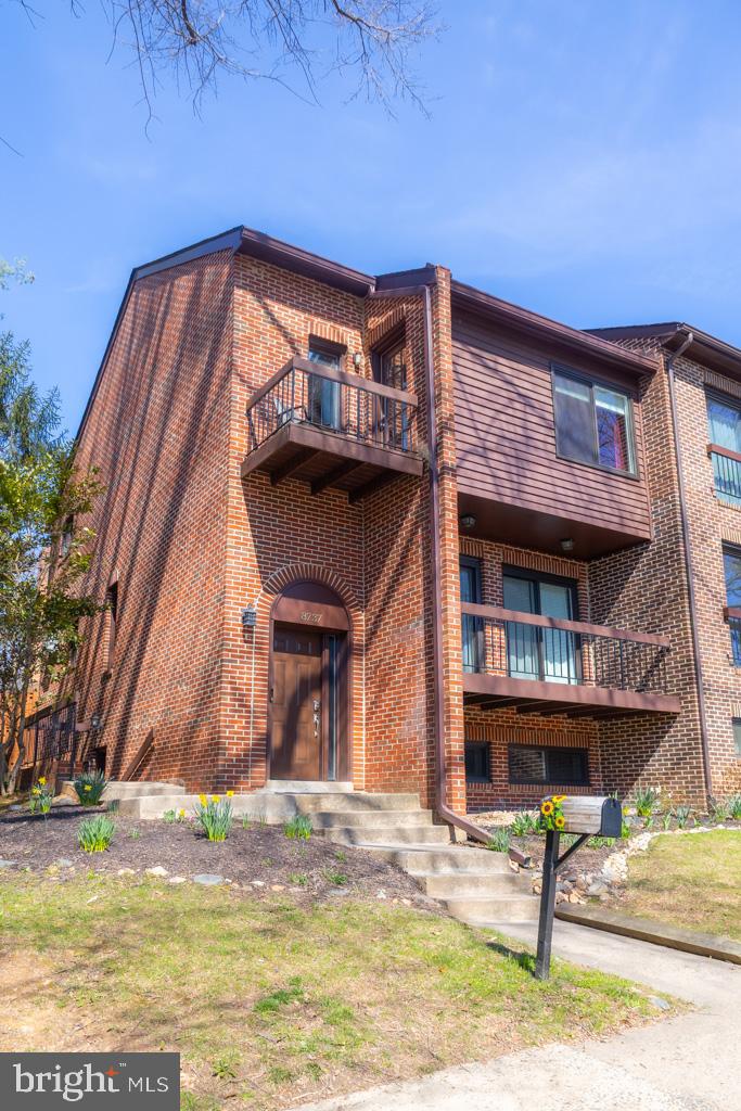 HILLSIDE RIDGE - Residential