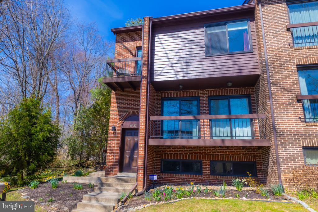 HILLSIDE RIDGE - Residential