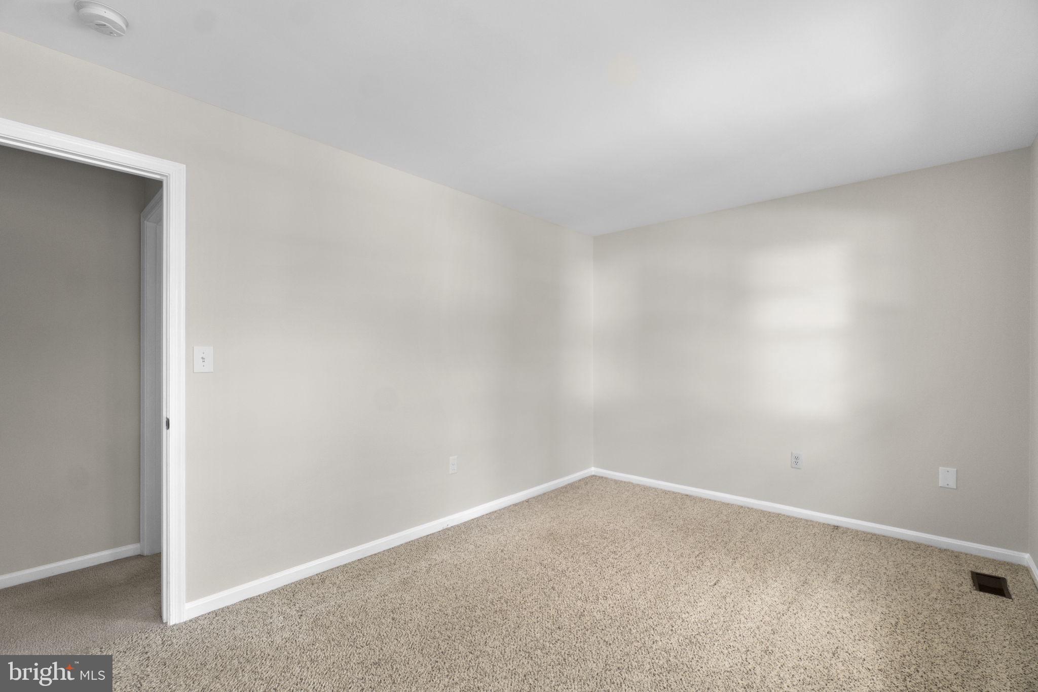 ELDERSBURG - Residential