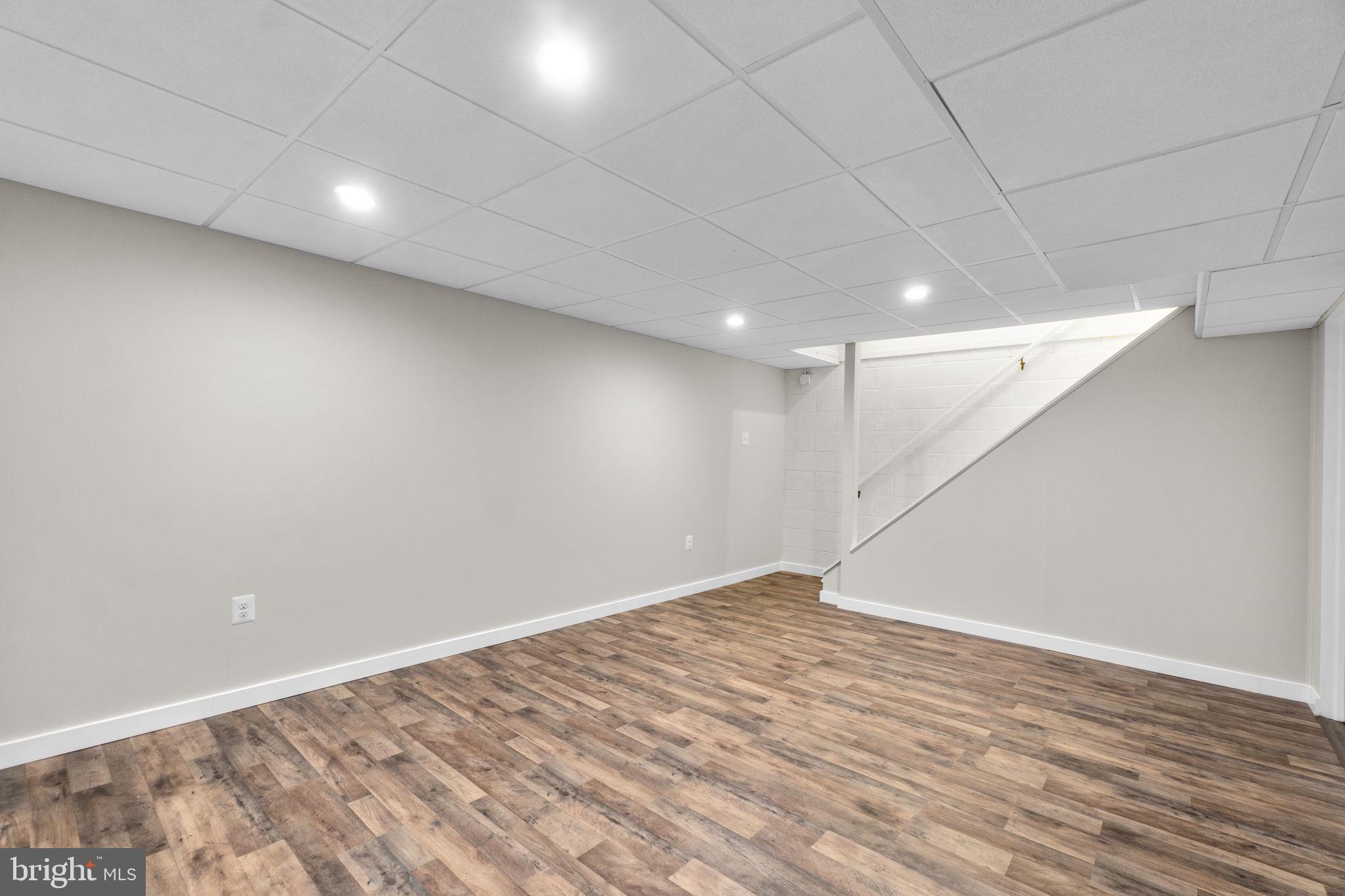 ELDERSBURG - Residential