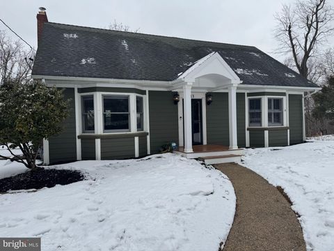 13 NEW STREET CROSSWICKS NJ 08515