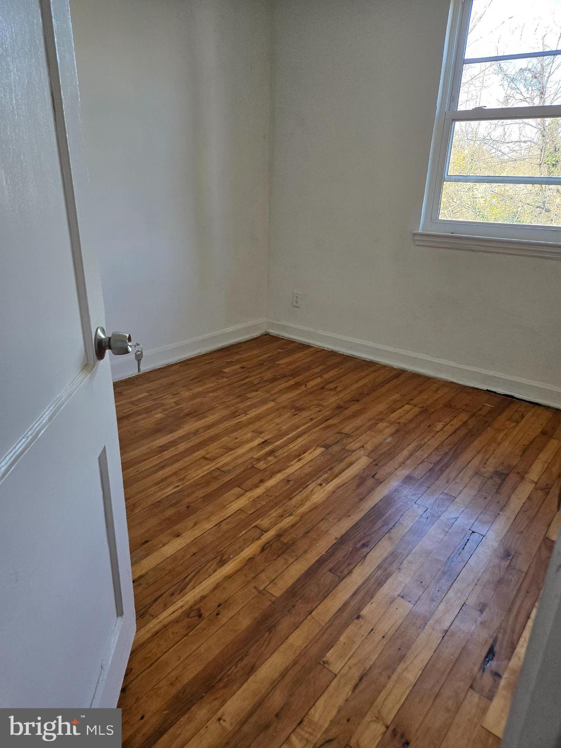 FALLSTAFF - Residential Lease