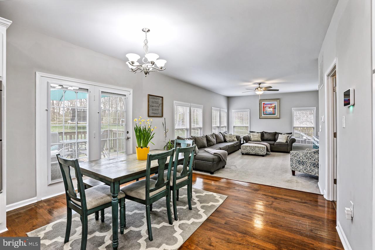 LOCUST HILL - Residential