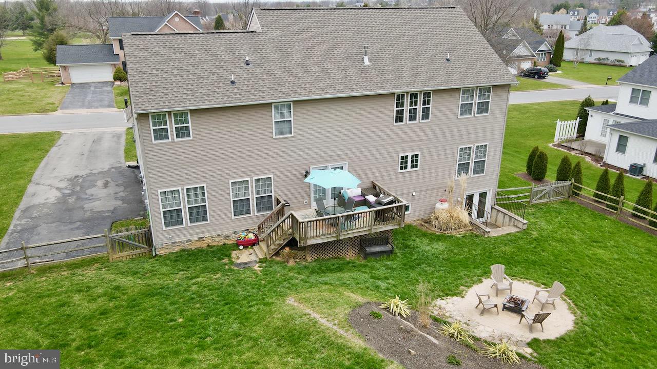 LOCUST HILL - Residential