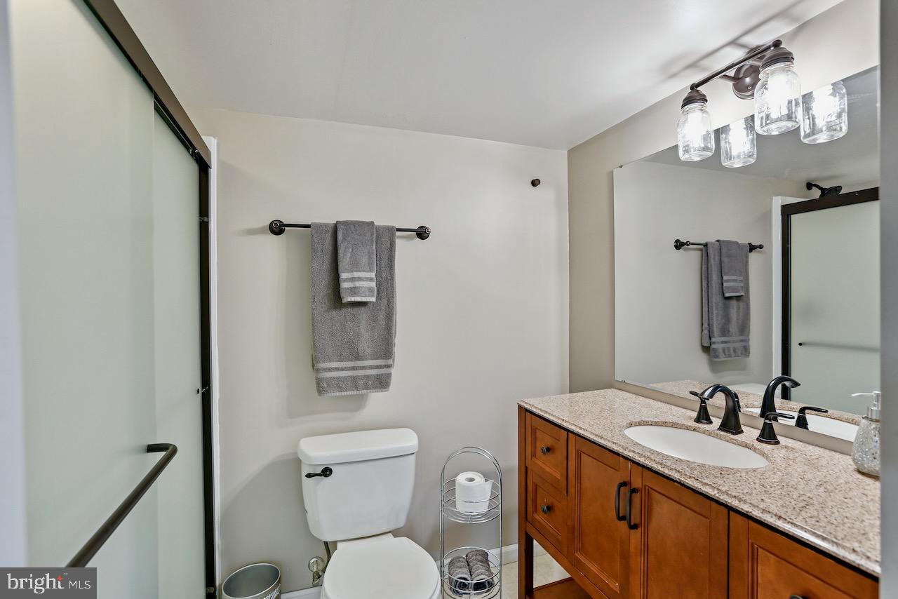 LOCUST HILL - Residential