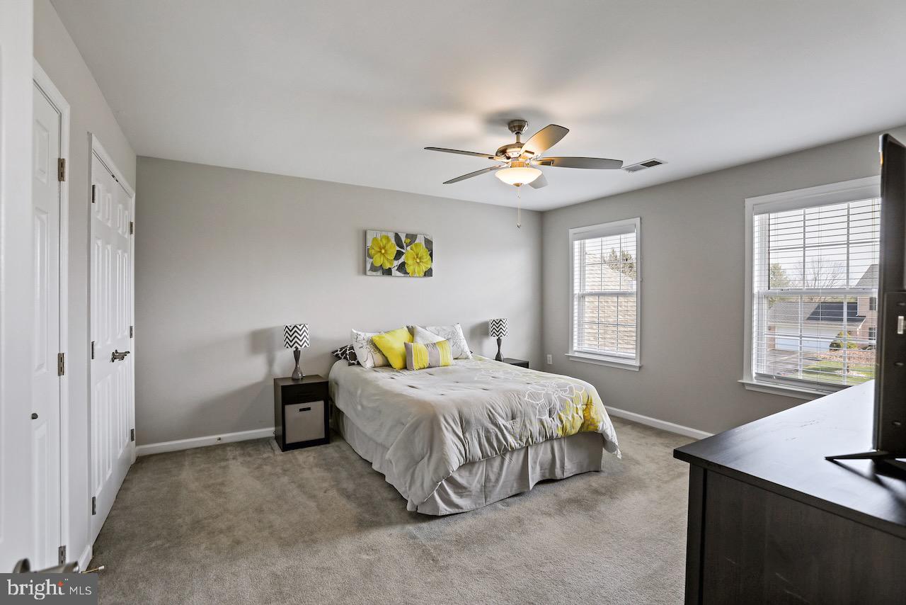 LOCUST HILL - Residential