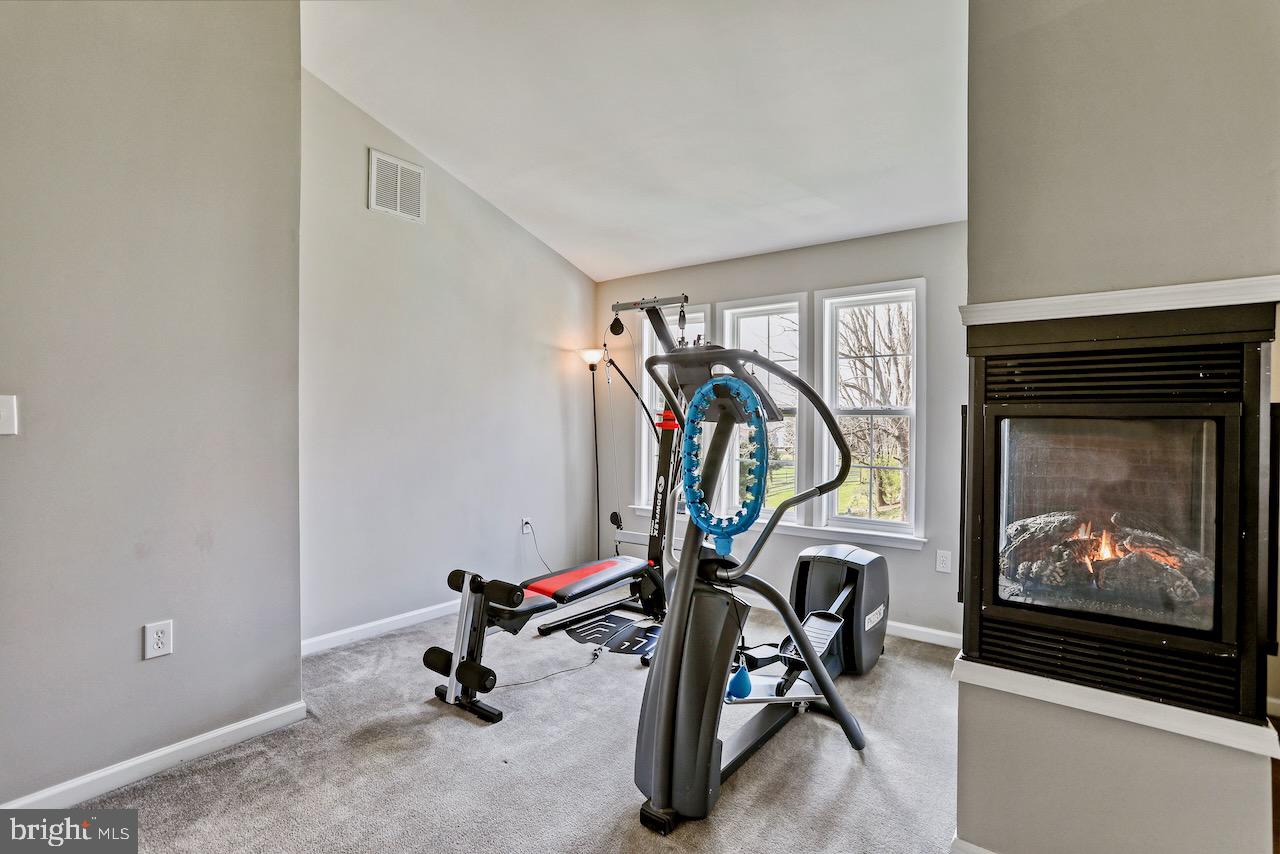 LOCUST HILL - Residential