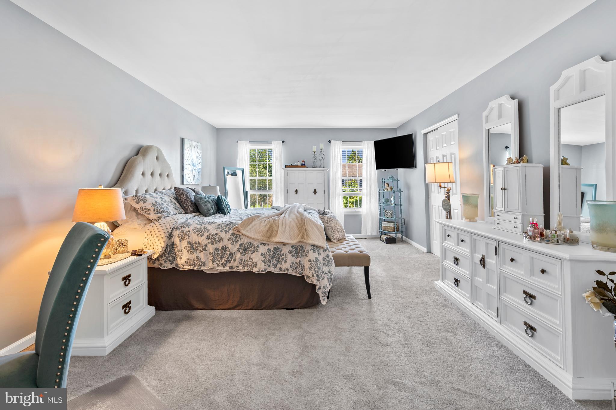 MONTGOMERY OAKS - Residential
