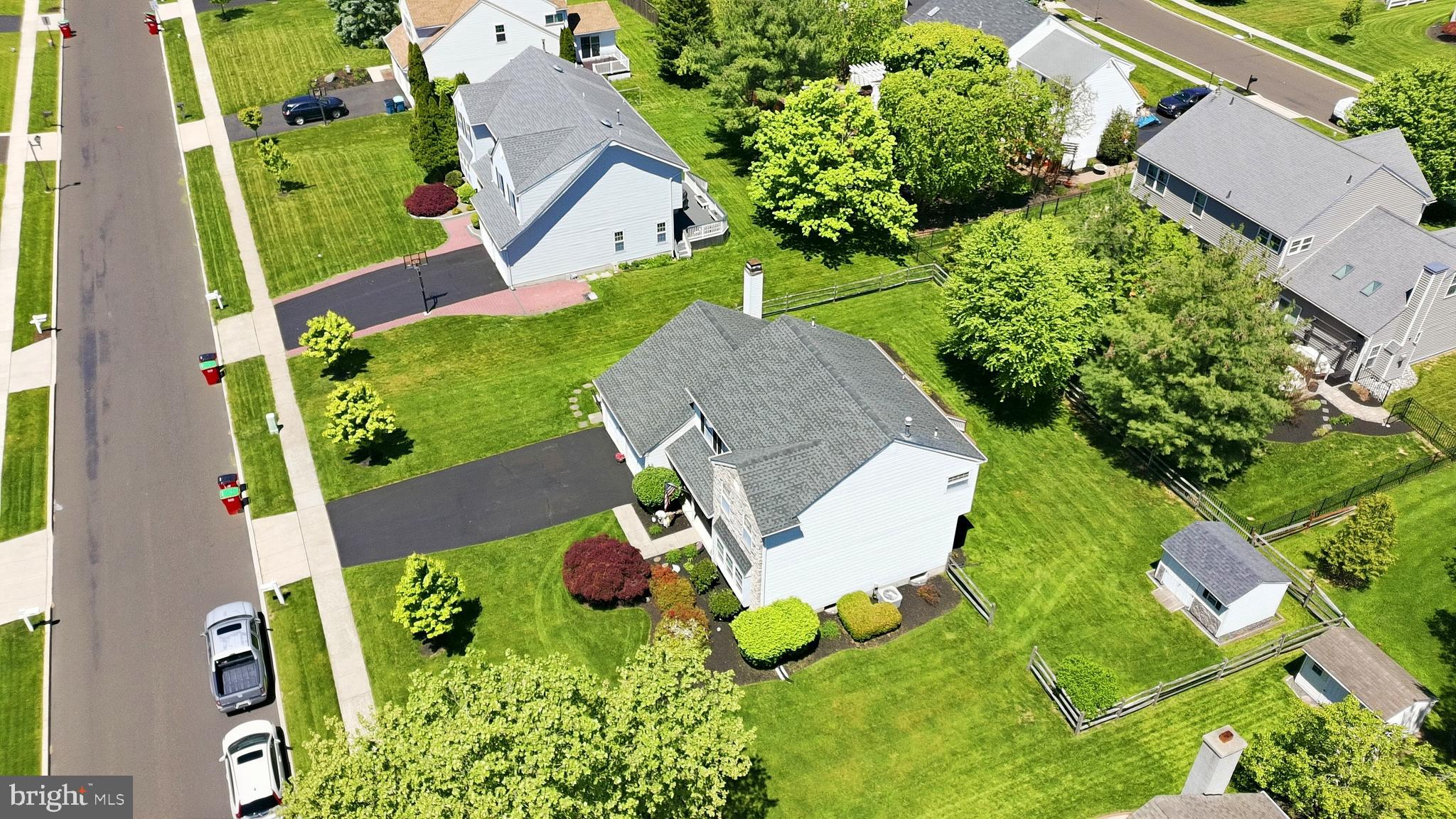 MONTGOMERY OAKS - Residential