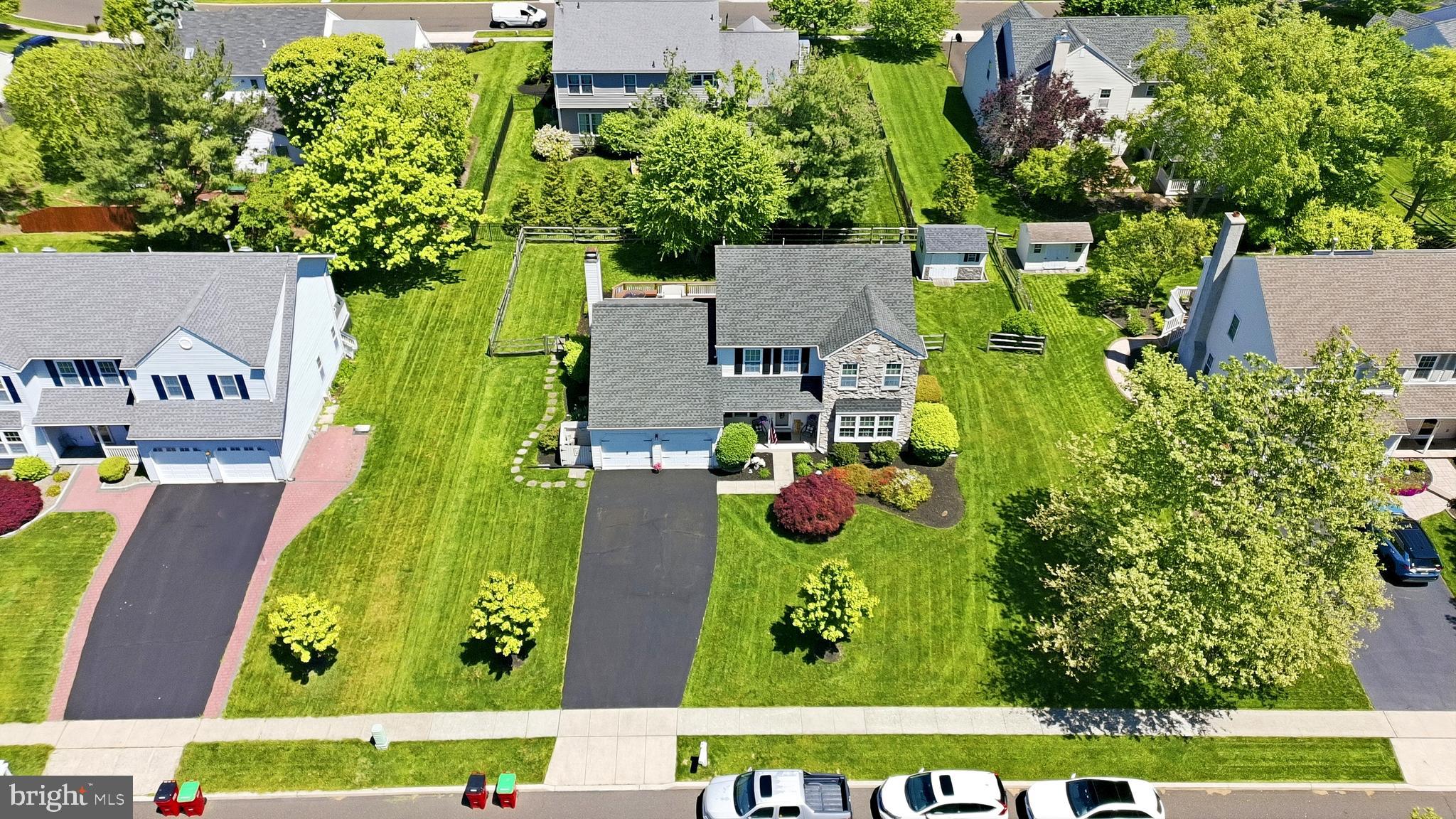 MONTGOMERY OAKS - Residential