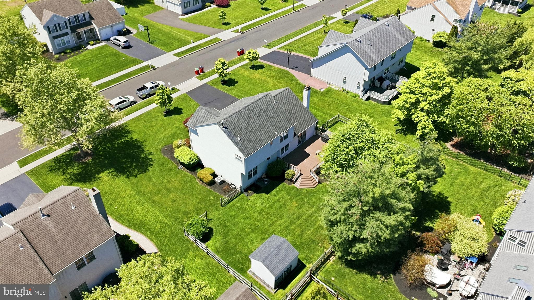 MONTGOMERY OAKS - Residential