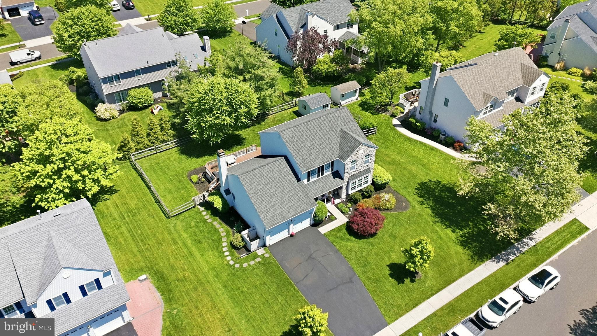 MONTGOMERY OAKS - Residential