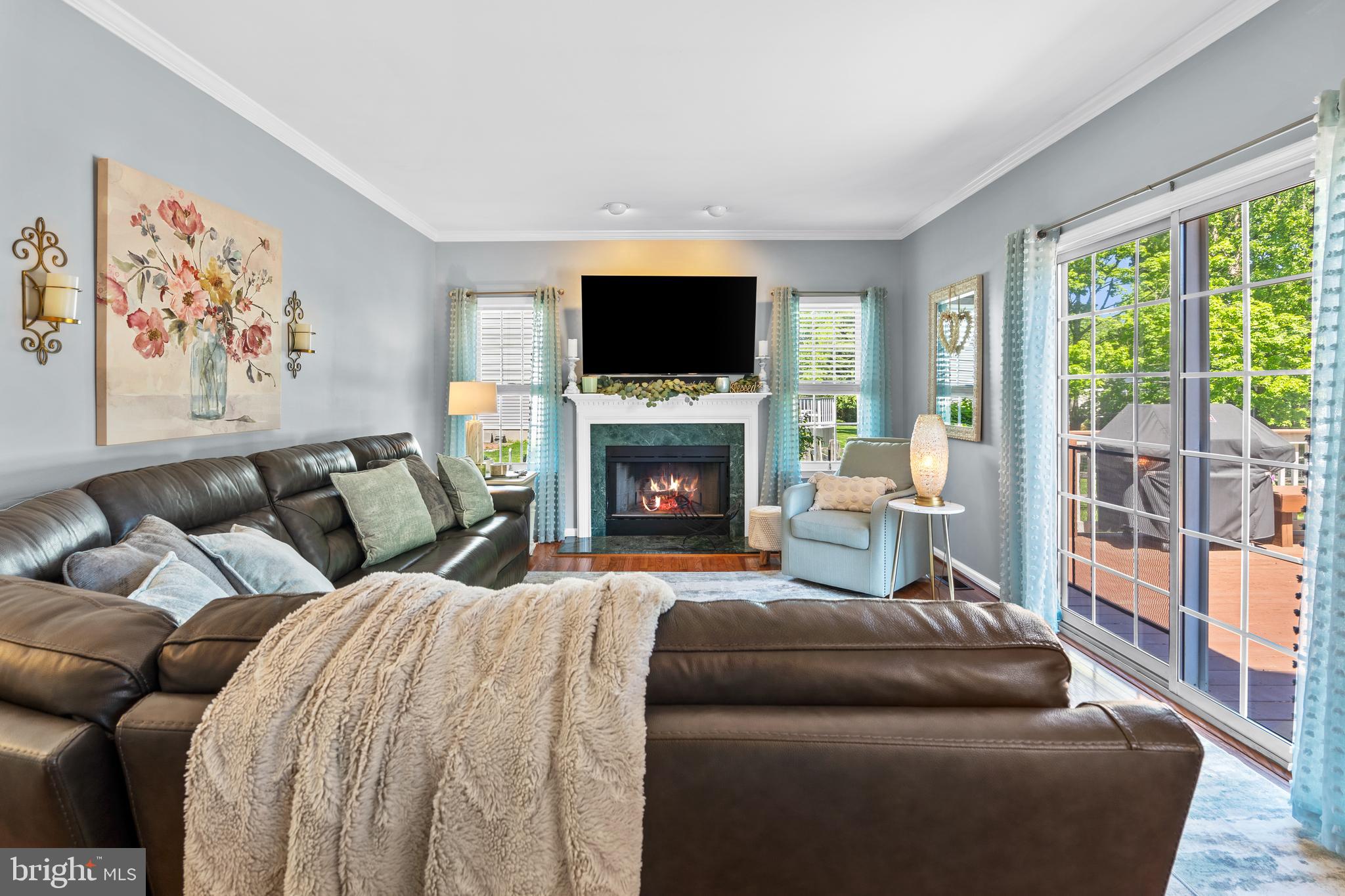 MONTGOMERY OAKS - Residential