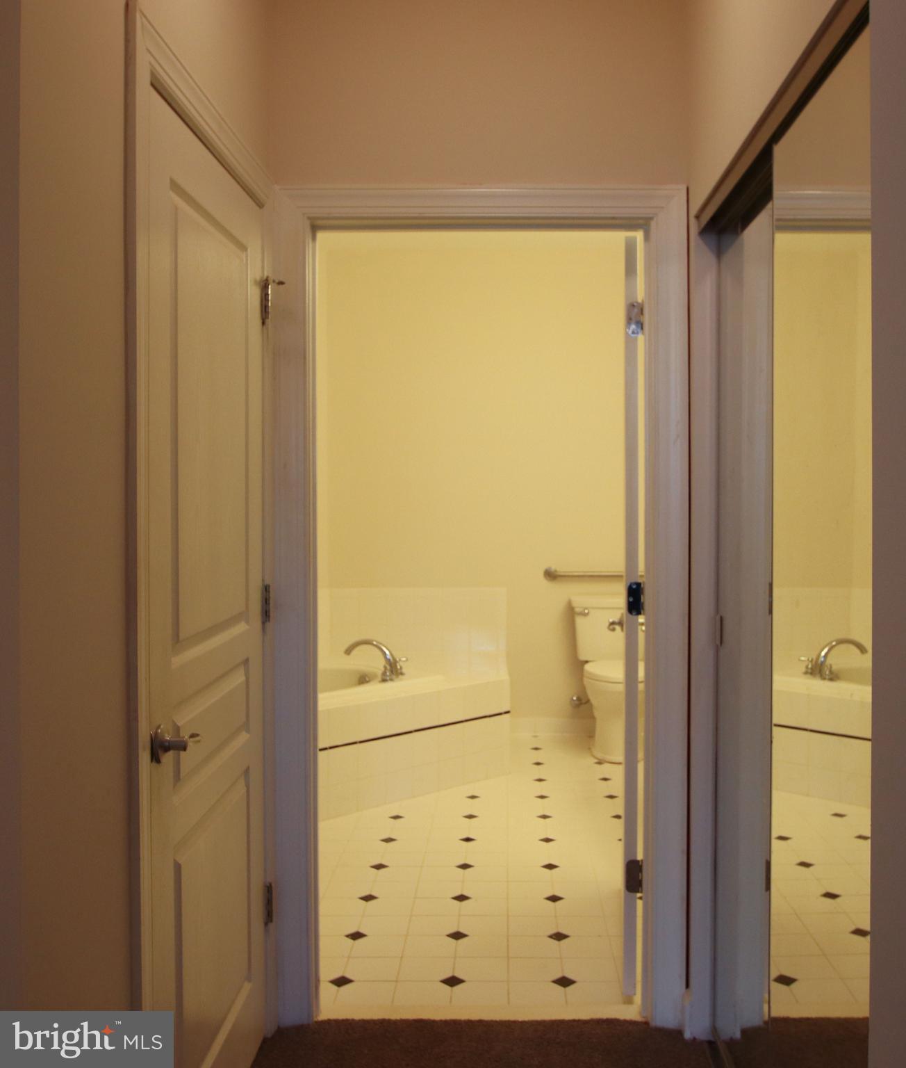 HIDDENBROOK - Residential Lease