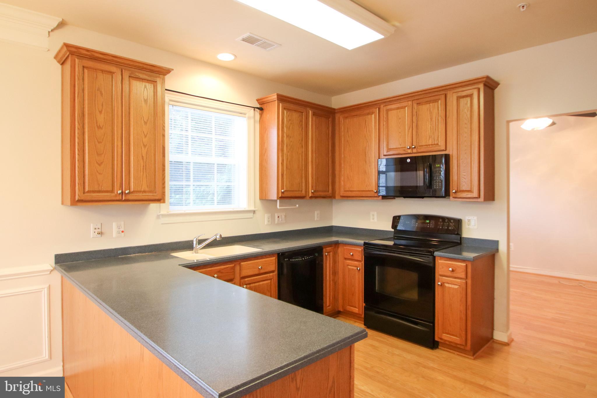 HIDDENBROOK - Residential Lease