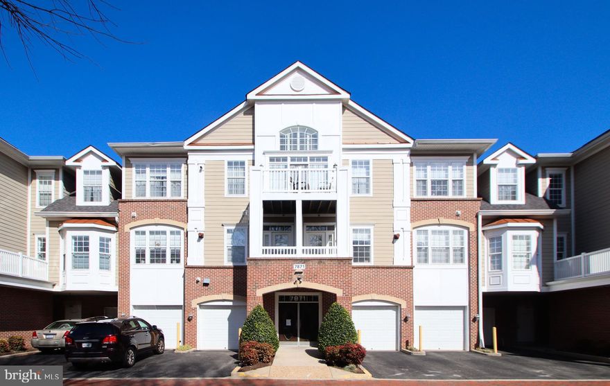 Bright & charming 2Bd/2Bth condo in the sought-after Hiddenbrooke 55+ community. Upon entering you will notice this elegant open floor layout with shimmering hardwood flooring, beautiful light fixtures, high ceilings, and large windows, making the interior more vibrant and airy. You'll enjoy cooking in this spacious kitchen, which features premium black appliances, updated countertops, and maple cabinetry with plenty of storage space. The sunroom is located just off the kitchen and is the ideal place to enjoy your coffee while gazing out at the beautiful scenery of nature from the massive glass windows. A spacious family room with a gas fireplace and a separate dining area will accommodate all of your entertaining needs. This condo has two large bedrooms, each with a large closet, and a full bath with a walk-in shower and a tub. Enjoy outdoor space at your leisure from your private balcony. For convenience, this unit includes a laundry area with a full washer/dryer combo. Community amenities includes a shaded patio with grill for entertaining, a community room for meetings, clubs, and other event gatherings, a library, a community kitchen, and exercise facilities. Minutes to Springfield, Burke, and Fairfax Station. Super convenient close to shopping, restaurants, and public transportation. Sorry, no pets. 1 car garage included. age requirements:55