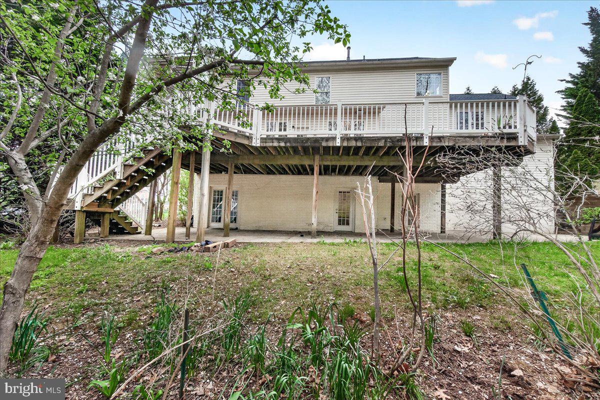 WINDSOR KNOLLS - Residential