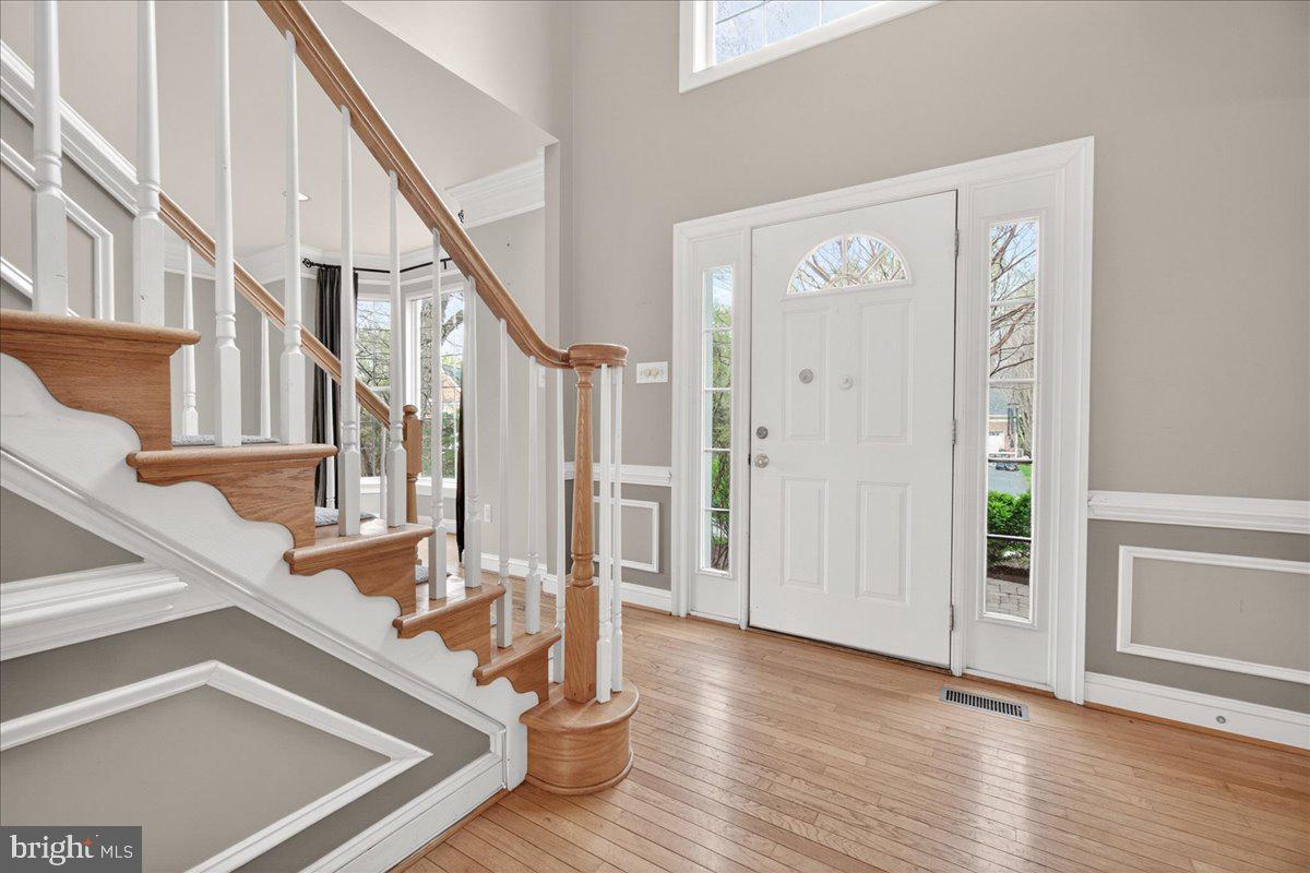 WINDSOR KNOLLS - Residential