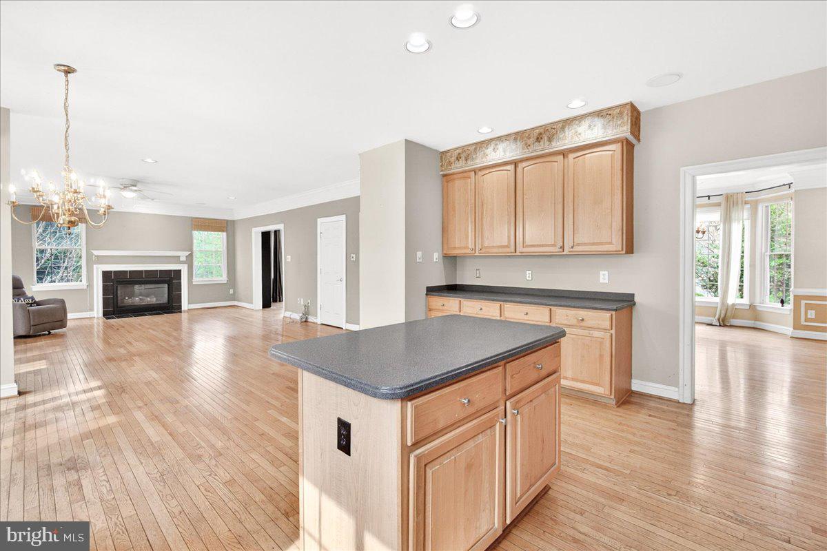 WINDSOR KNOLLS - Residential