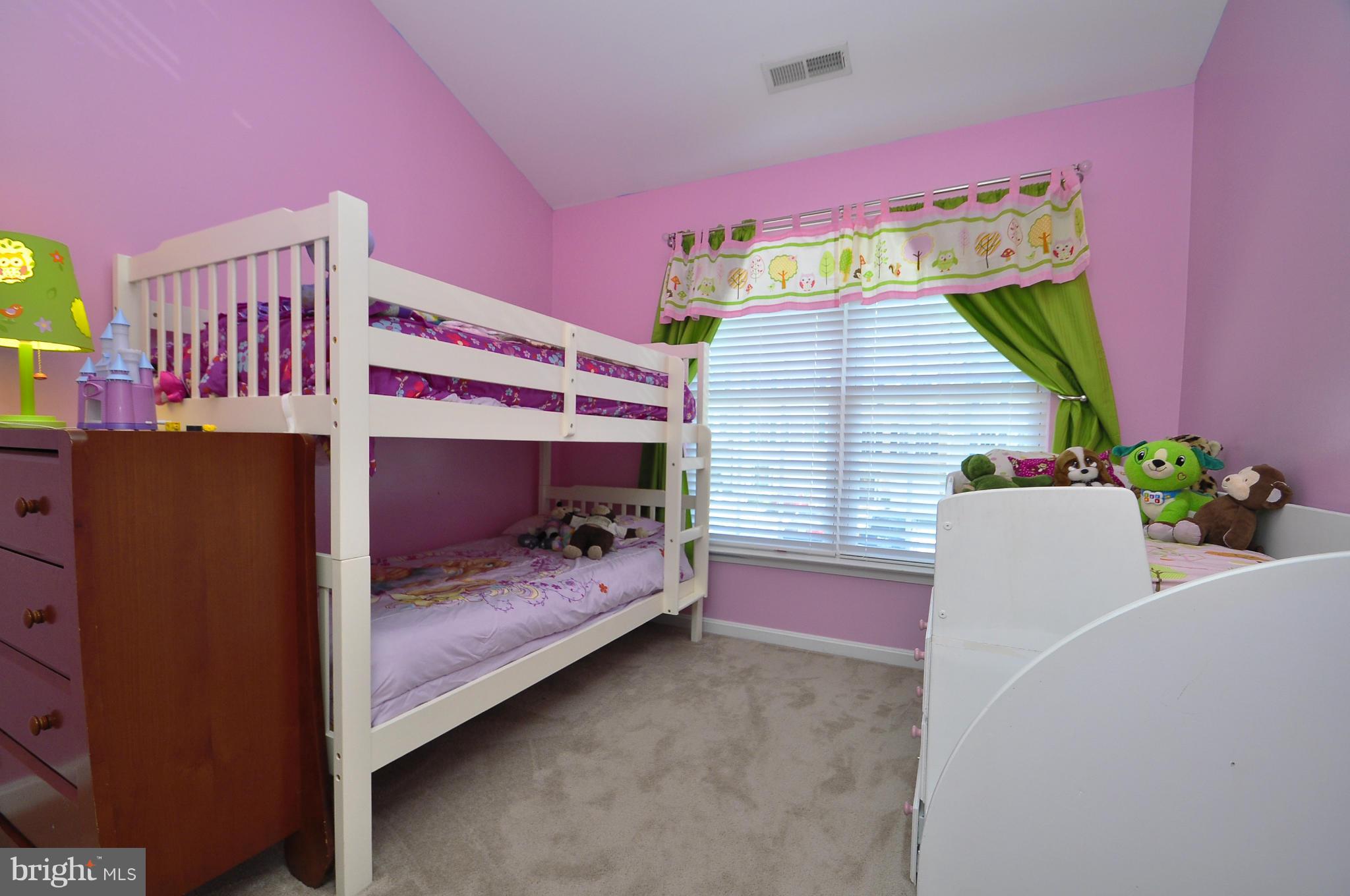 AZALEA WOODS - Residential