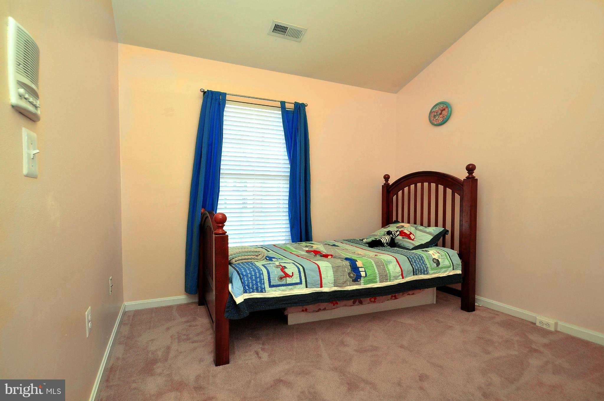 AZALEA WOODS - Residential