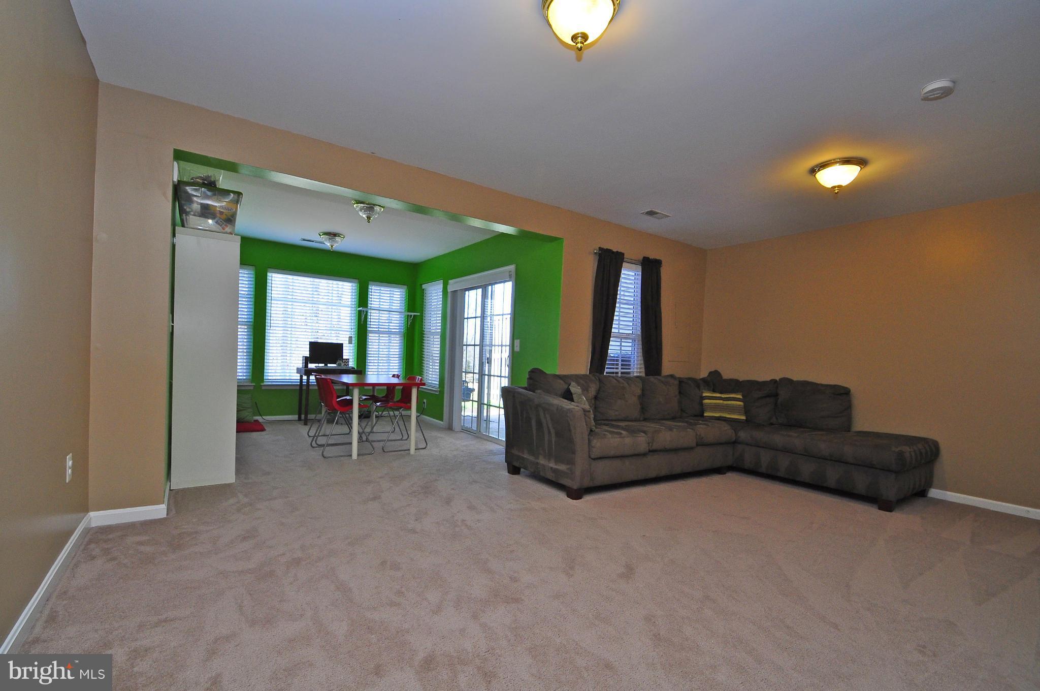 AZALEA WOODS - Residential