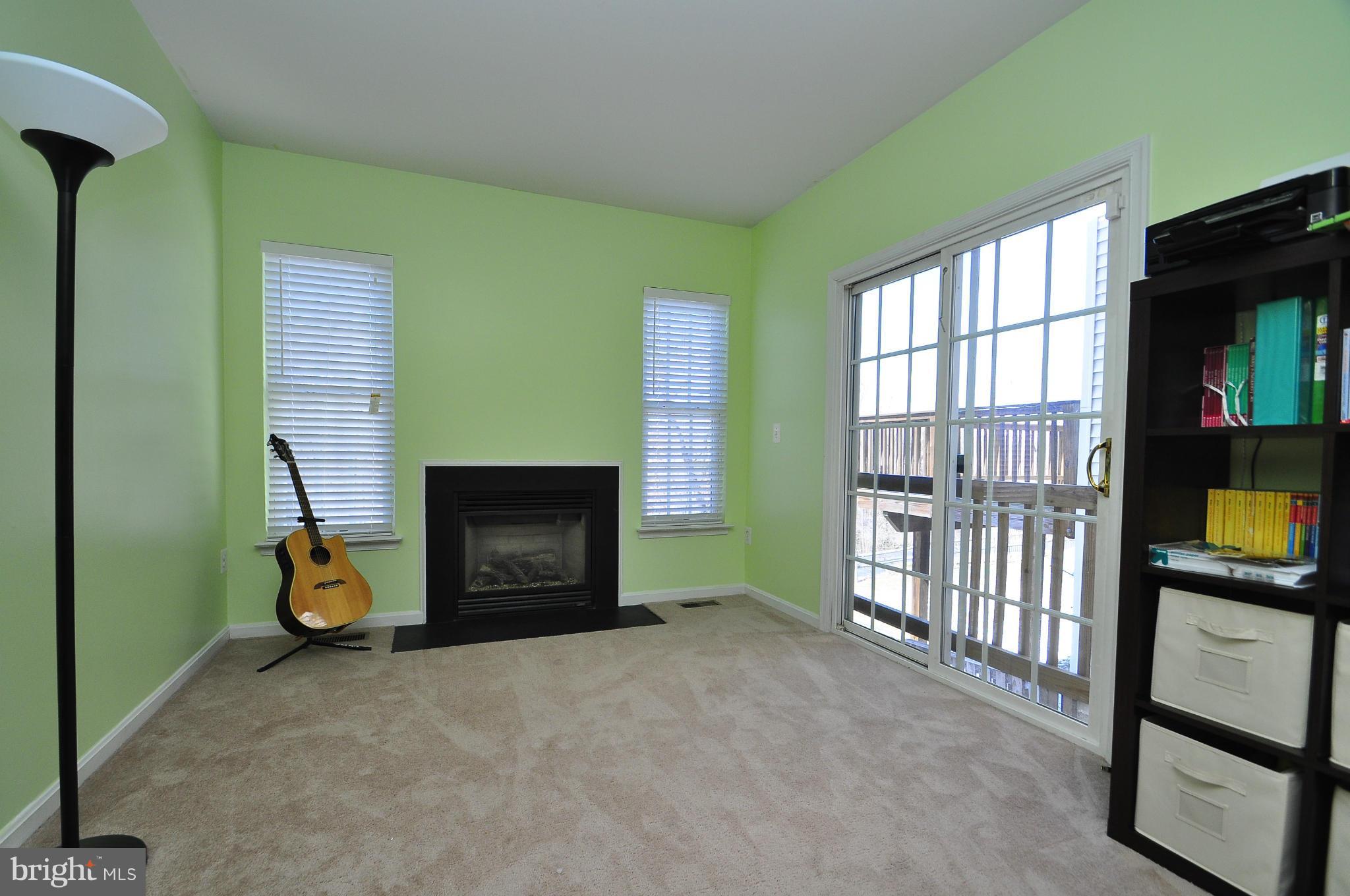 AZALEA WOODS - Residential