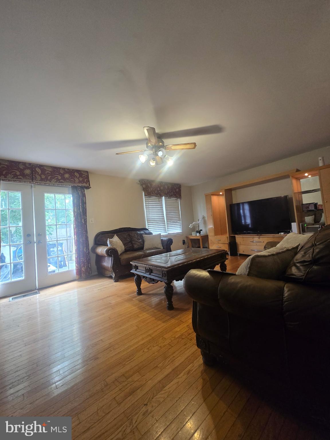 7815 STOVALL COURT