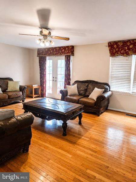 7815 STOVALL COURT