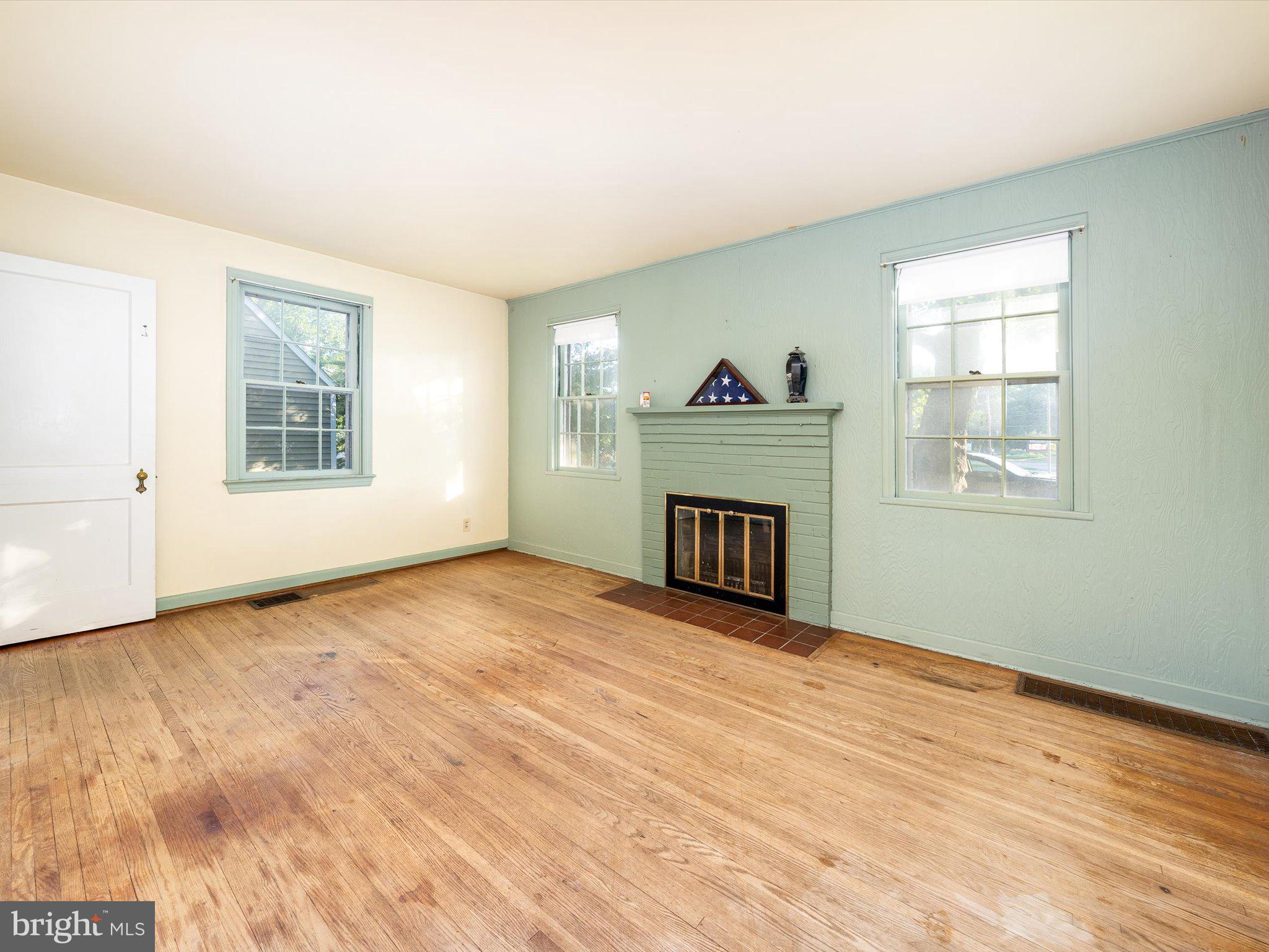 HAMILTON PARK - Residential